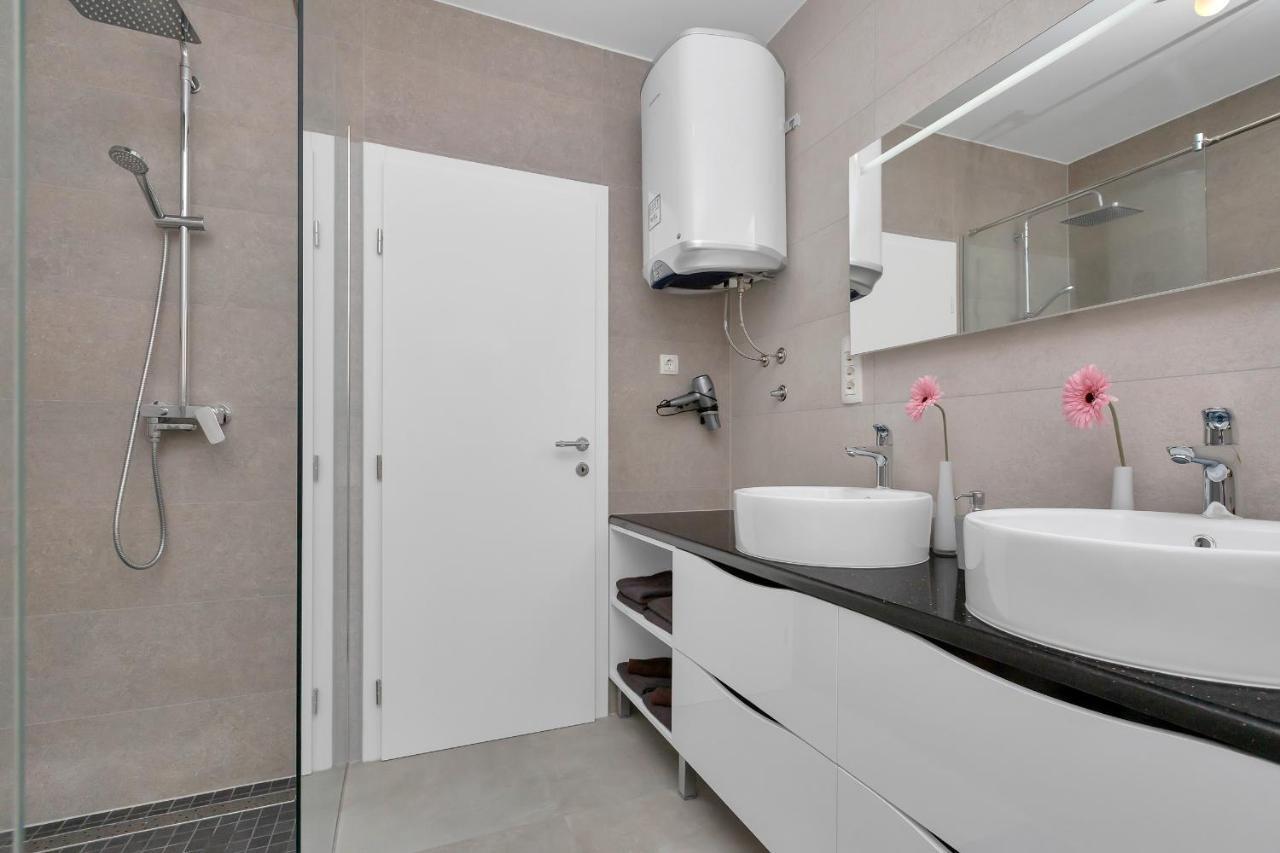 Luxury Apartment Macola Free Beach Parking Makarska Exterior photo